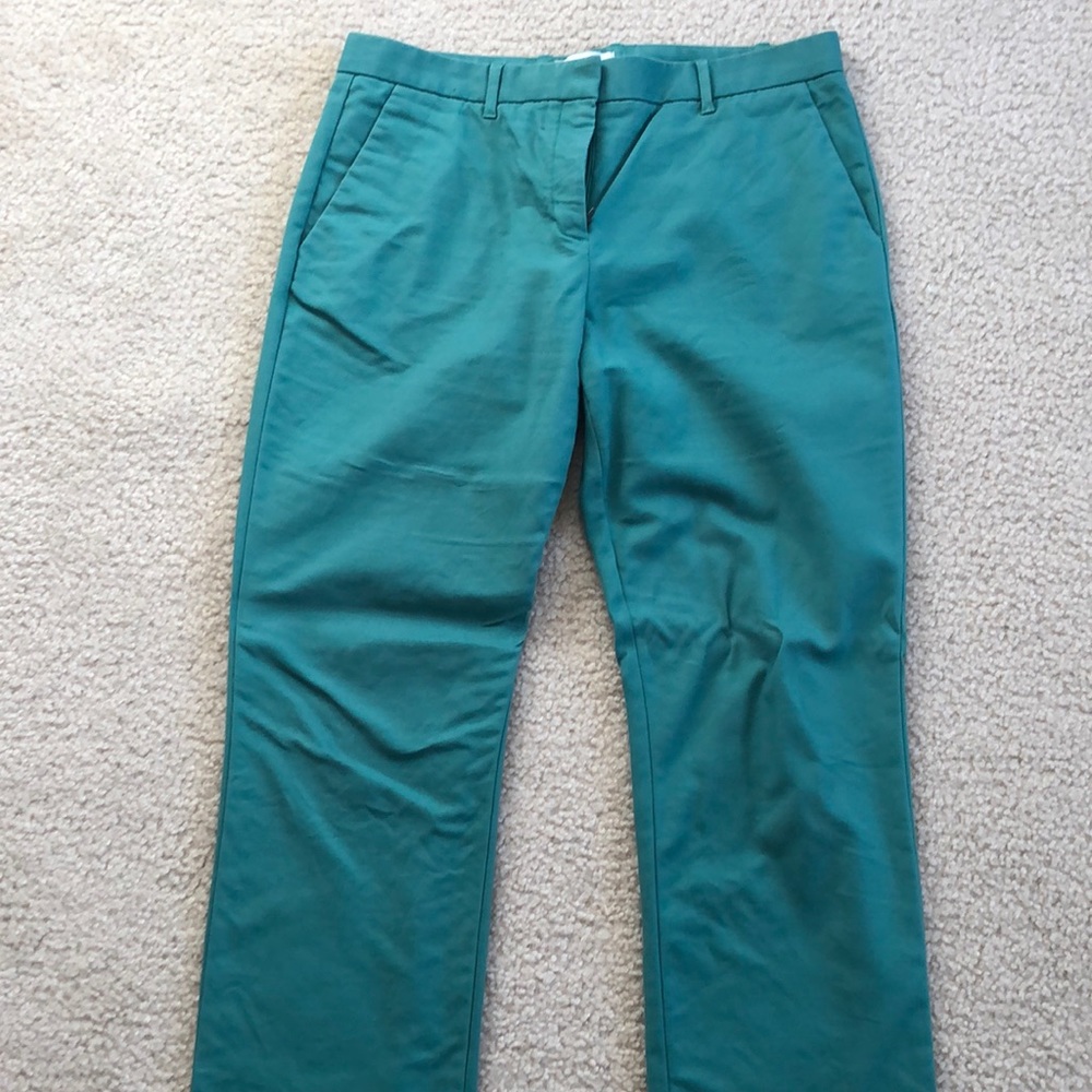 Gap Capris pants